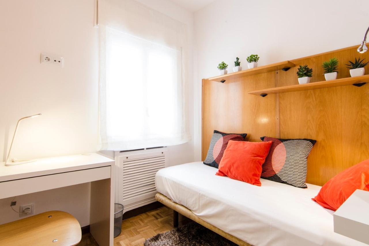 Huertas, 58 Apartment Madrid Bagian luar foto