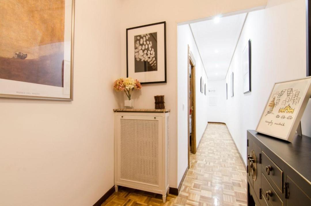 Huertas, 58 Apartment Madrid Bagian luar foto