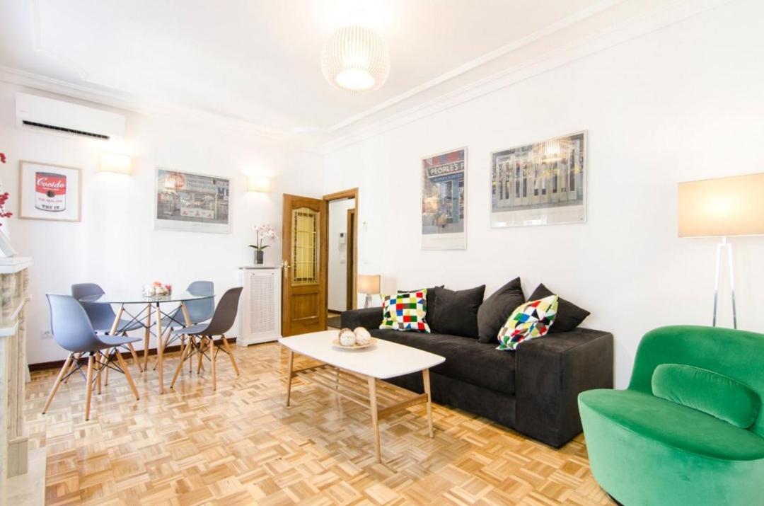 Huertas, 58 Apartment Madrid Bagian luar foto